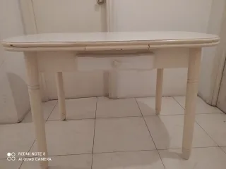 Mesa de cocina blanca extensible