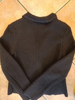 Giacca in lana con dettagli