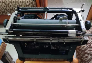 Máquina de escribir Underwood antigua