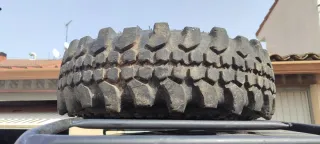 Llantas 6 tornillos y 5 ruedas 235/85/16