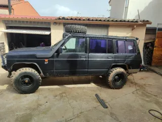 Llantas 6 tornillos y 5 ruedas 235/85/16