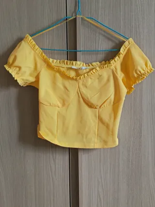 Top Giallo Corto Bardot
