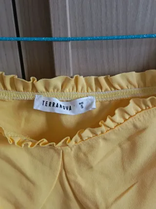 Top Giallo Corto Bardot