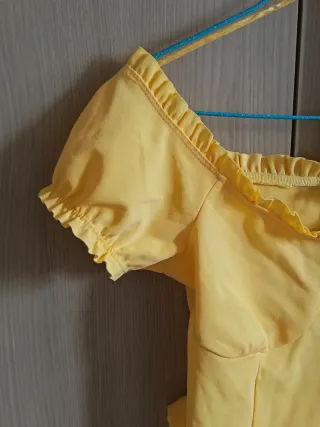 Top Giallo Corto Bardot