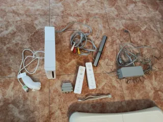 Consola Nintendo Wii Blanca + Accesorios y Juegos