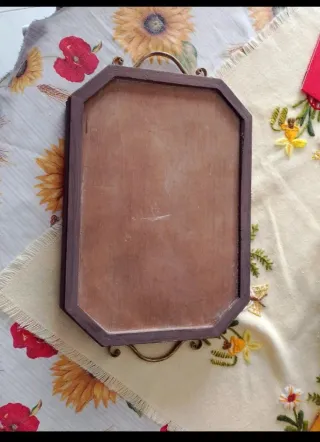 Vassoio ricamato a mano punto croce “Pausa caffè”