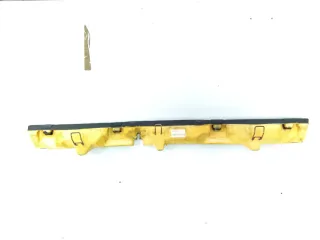 Listón asiento trasero Mercedes-Benz