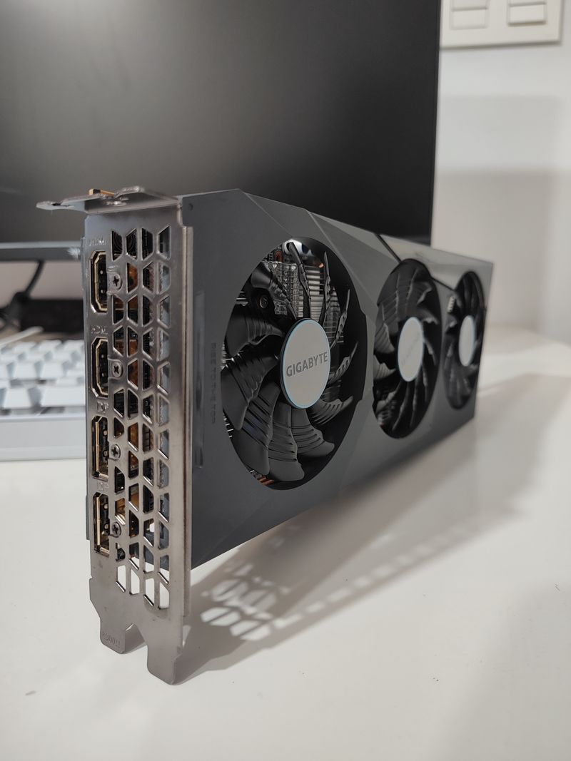 Tarjeta Gráfica Gigabyte AMD Radeon RX 6600 EAGLE afbeelding 4