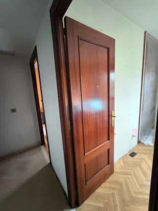 Puertas de madera en estado muy bueno