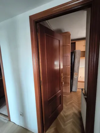 Puertas de madera en estado muy bueno