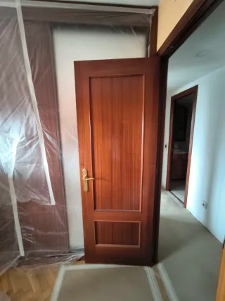 Puertas de madera en estado muy bueno