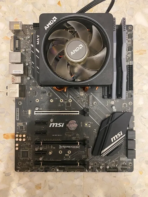 Ryzen 7 5700g + placa base x470+ 16gb ram ddr4