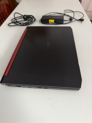 Portátil Gaming 32GBRAM GTX1650 AcerNitro AN515-43