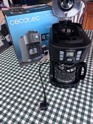 Cafetera Cecotec Coffee 66 Grind & Dry