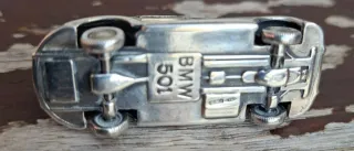 Piccola BMW 501 in argento