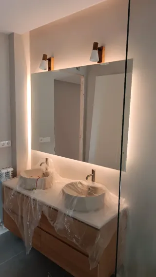 Instalador eléctrico. Cuadros,Luces, tomas, etc.