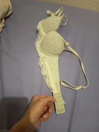 Sujetador push up gris