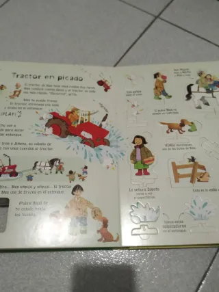 Libro infantil con circuito,tractor, desmontables