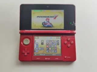 Nintendo 3DS Roja Liberada