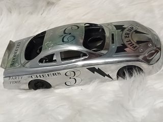 Porta bicchieri da shot in stile auto da corsa Fill 'er Up Spirits