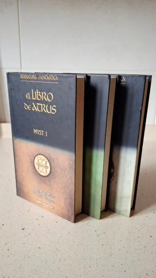 Trilogía El Libro de Atrus. Literatura fantástica.