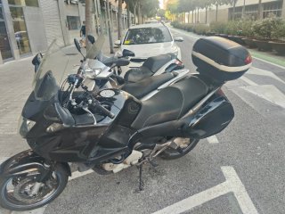 Honda Deauville 700 Negra