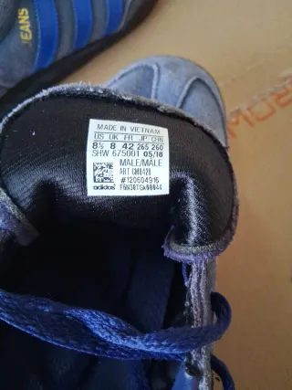 Adidas grises y azules talla 42