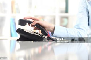 SE NECESITA TELEOPERADORES/AS DESDE CASA