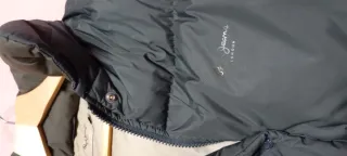 Plumas Pepe Jeans negro y gris.