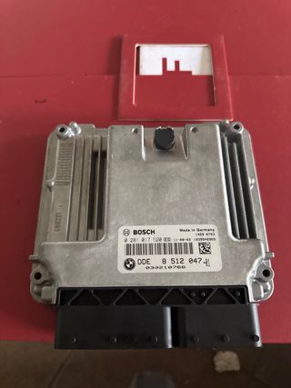 Centralita ECU BMW Bosch DDE 8 512 047-01