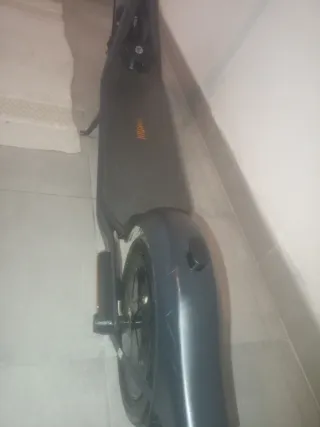 Patinete Eléctrico Ninebot Segway (Sin uso )