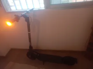 Patinete Eléctrico Ninebot Segway (Sin uso )