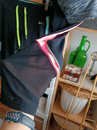 Lote 5 prendas gimnasio.regalo 4 de 2 últimas foto