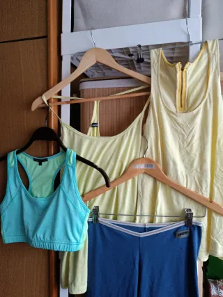Lote 5 prendas gimnasio.regalo 4 de 2 últimas foto