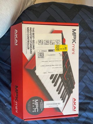 AKAI MPK Mini Teclado Controlador MIDI USB