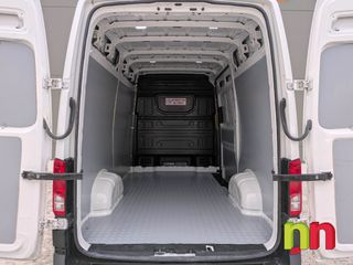 Volkswagen Crafter L3H2 FG35 2.0TDI 177cv + NAVI 2.0TDI 177cv