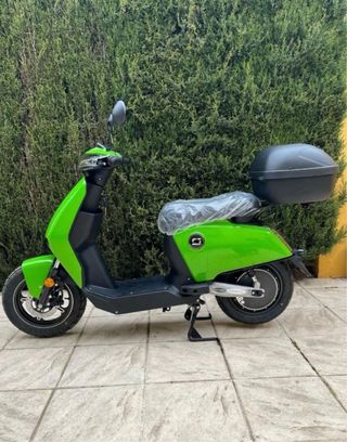 Moto Eléctrica Scooter Verde