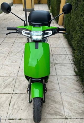 Moto Eléctrica Scooter Verde