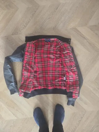 Chaqueta Harrington Fred Perry Encerada Negra 96cm