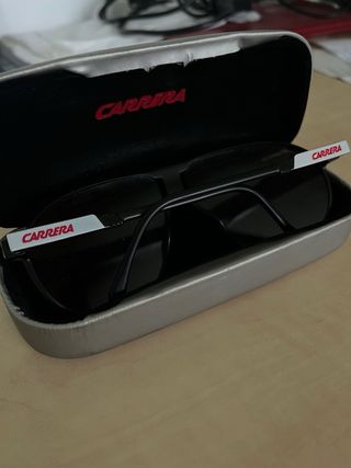 Gafas de sol Carrera negras