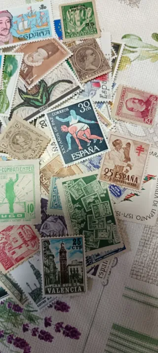 300 Sellos España Nuevos Sin Repetir