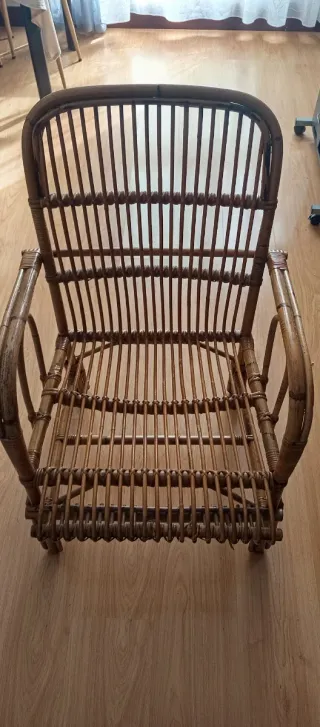 Silla de jardín de ratán y tela