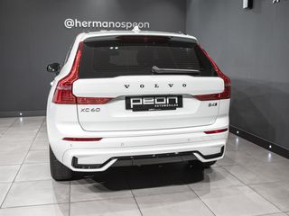 Volvo XC60 2.0 B4 Mild-Hybrid R-Design