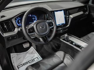 Volvo XC60 2.0 B4 Mild-Hybrid R-Design