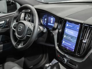 Volvo XC60 2.0 B4 Mild-Hybrid R-Design