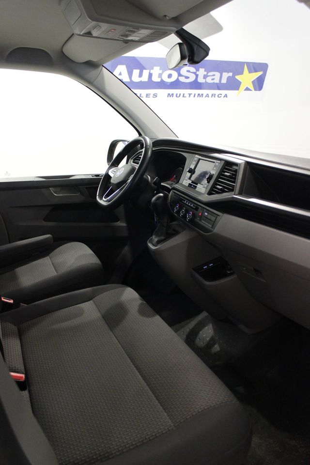 Volkswagen Caravelle 2024