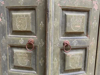 Armario antiguo estilo italiano verde