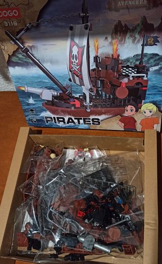 COGO Barco Pirata 3118 (167 piezas)