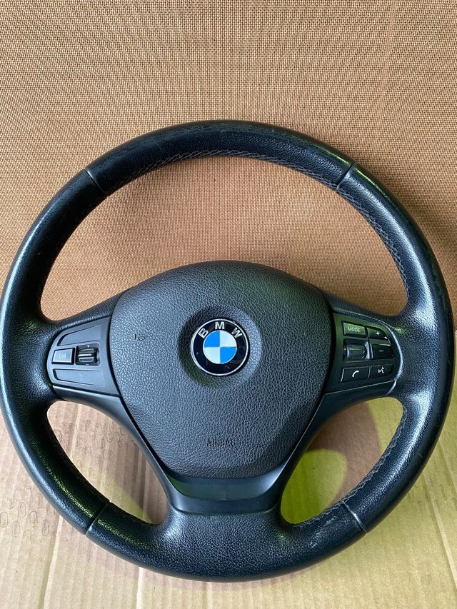 Volante BMW Negro Cuero F20