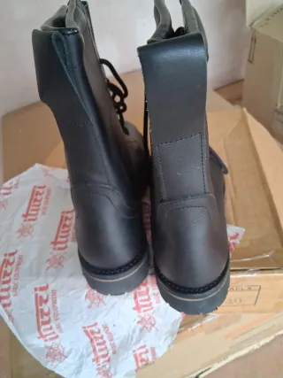 Botas militares negras talla 42.5